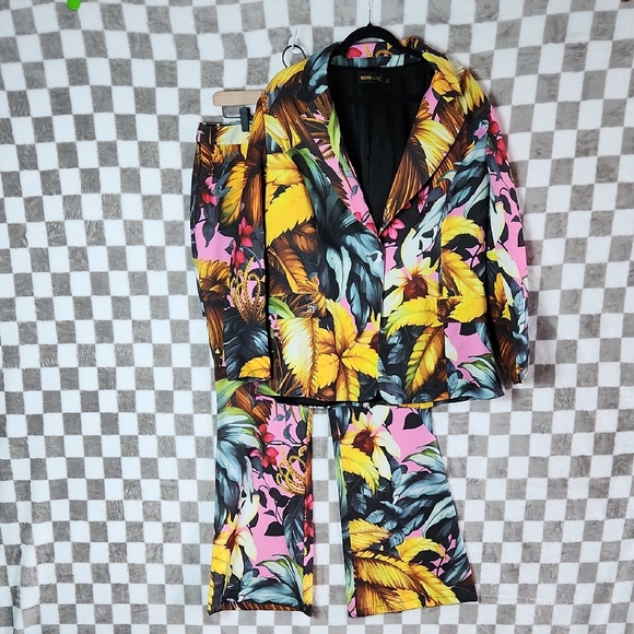 Fashion Nova LUXE 
Multicolor Floral Blazer & Suit Set - Picture 2 of 16
